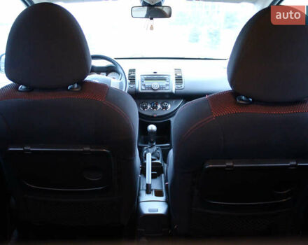 Чорний Ніссан Ноут, об'ємом двигуна 1.4 л та пробігом 190 тис. км за 4500 $, фото 15 на Automoto.ua