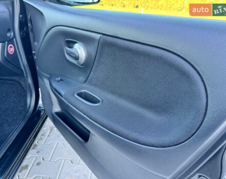 Черный Ниссан Ноут, объемом двигателя 1.39 л и пробегом 210 тыс. км за 6499 $, фото 34 на Automoto.ua