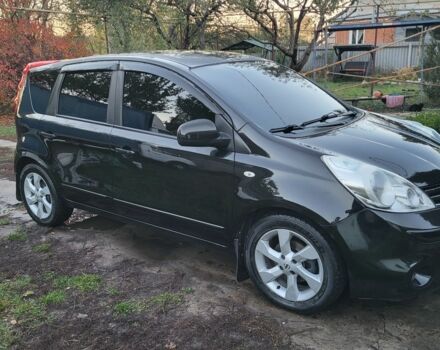 Черный Ниссан Ноут, объемом двигателя 1.4 л и пробегом 215 тыс. км за 6300 $, фото 2 на Automoto.ua