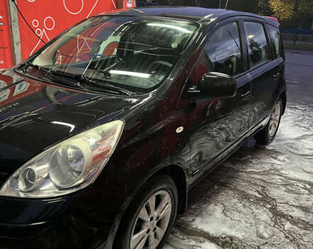 Черный Ниссан Ноут, объемом двигателя 1.4 л и пробегом 194 тыс. км за 6499 $, фото 2 на Automoto.ua