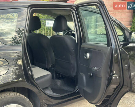 Чорний Ніссан Ноут, об'ємом двигуна 1.4 л та пробігом 209 тис. км за 5700 $, фото 45 на Automoto.ua