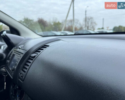 Ніссан Ноут 2009 у Звенигородка на Automoto.ua Чорний Ніссан Ноут, об'ємом двигуна 1.4 л та пробігом 250 тис. км за 5550 $, фото 43 на Automoto.ua