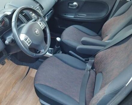 Черный Ниссан Ноут, объемом двигателя 1.4 л и пробегом 190 тыс. км за 6100 $, фото 7 на Automoto.ua