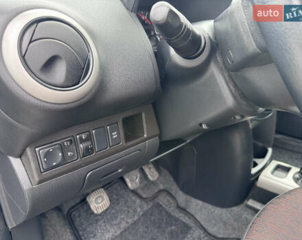 Ніссан Ноут 2009 у Звенигородка на Automoto.ua Чорний Ніссан Ноут, об'ємом двигуна 1.4 л та пробігом 250 тис. км за 5550 $, фото 38 на Automoto.ua