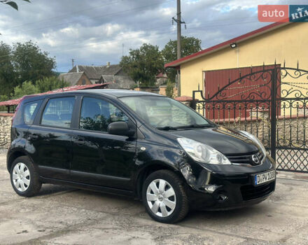 Черный Ниссан Ноут, объемом двигателя 1.4 л и пробегом 209 тыс. км за 5800 $, фото 2 на Automoto.ua