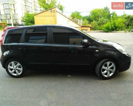 Черный Ниссан Ноут, объемом двигателя 1.46 л и пробегом 193 тыс. км за 6500 $, фото 5 на Automoto.ua