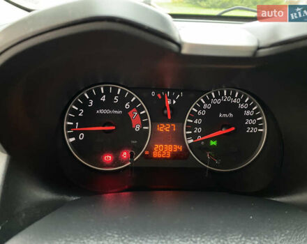 Черный Ниссан Ноут, объемом двигателя 1.4 л и пробегом 203 тыс. км за 5750 $, фото 10 на Automoto.ua