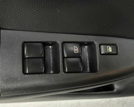 Черный Ниссан Ноут, объемом двигателя 1.4 л и пробегом 125 тыс. км за 6999 $, фото 13 на Automoto.ua