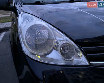 Ниссан Ноут 2010 в Чернигове на Automoto.ua Черный Ниссан Ноут, объемом двигателя 0 л и пробегом 203 тыс. км за 5899 $, фото 4 на Automoto.ua