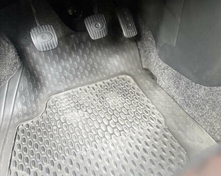 Черный Ниссан Ноут, объемом двигателя 1.39 л и пробегом 130 тыс. км за 6300 $, фото 9 на Automoto.ua