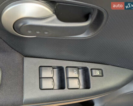 Черный Ниссан Ноут, объемом двигателя 1.39 л и пробегом 130 тыс. км за 6300 $, фото 7 на Automoto.ua