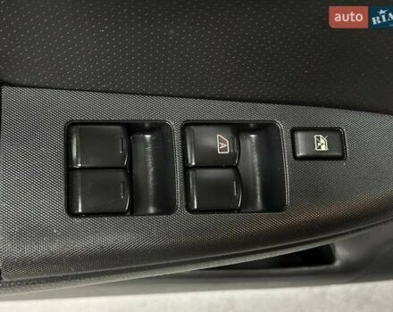 Чорний Ніссан Ноут, об'ємом двигуна 1.4 л та пробігом 125 тис. км за 6999 $, фото 13 на Automoto.ua