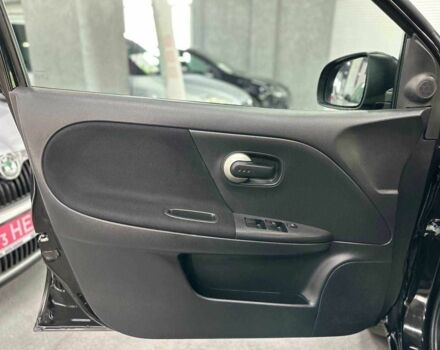 Черный Ниссан Ноут, объемом двигателя 1.4 л и пробегом 125 тыс. км за 6999 $, фото 12 на Automoto.ua