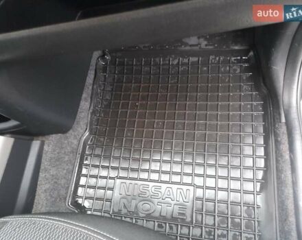 Ниссан Ноут 2010 в Овруче на Automoto.ua Черный Ниссан Ноут, объемом двигателя 1.4 л и пробегом 249 тыс. км за 5600 $, фото 5 на Automoto.ua