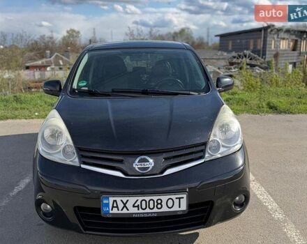 Черный Ниссан Ноут, объемом двигателя 1.5 л и пробегом 300 тыс. км за 5200 $, фото 1 на Automoto.ua