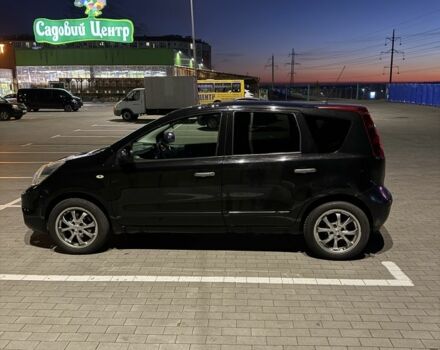 Черный Ниссан Ноут, объемом двигателя 1.6 л и пробегом 165 тыс. км за 8000 $, фото 7 на Automoto.ua