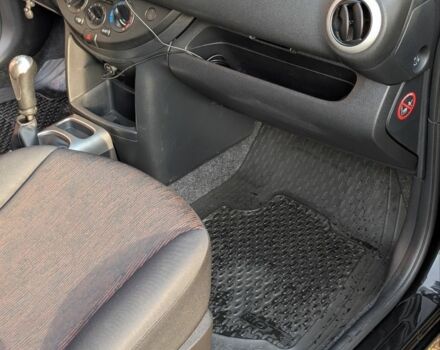 Чорний Ніссан Ноут, об'ємом двигуна 1.4 л та пробігом 127 тис. км за 6614 $, фото 10 на Automoto.ua