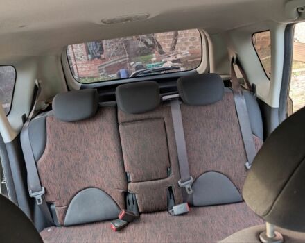 Чорний Ніссан Ноут, об'ємом двигуна 1.4 л та пробігом 127 тис. км за 6614 $, фото 9 на Automoto.ua