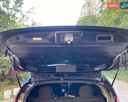Черный Ниссан Ноут, объемом двигателя 1.6 л и пробегом 180 тыс. км за 9500 $, фото 3 на Automoto.ua