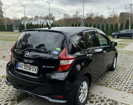 Черный Ниссан Ноут, объемом двигателя 1.2 л и пробегом 57 тыс. км за 12200 $, фото 5 на Automoto.ua