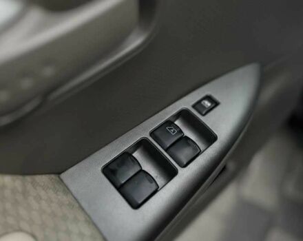 Чорний Ніссан Ноут, об'ємом двигуна 1.6 л та пробігом 315 тис. км за 4700 $, фото 9 на Automoto.ua