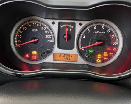 Ниссан Ноут 2007 в Кременчуге на Automoto.ua Черный Ниссан Ноут, объемом двигателя 1.6 л и пробегом 300 тыс. км за 4700 $, фото 8 на Automoto.ua