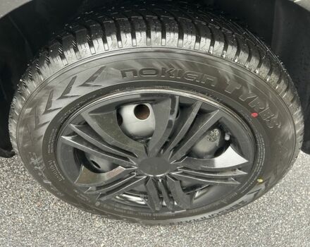 Чорний Ніссан Ноут, об'ємом двигуна 1.6 л та пробігом 192 тис. км за 5450 $, фото 6 на Automoto.ua