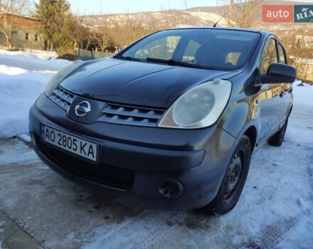 Чорний Ніссан Ноут, об'ємом двигуна 1.6 л та пробігом 327 тис. км за 4500 $, фото 1 на Automoto.ua