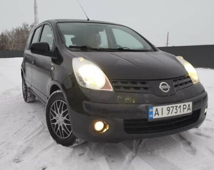 Черный Ниссан Ноут, объемом двигателя 1.4 л и пробегом 300 тыс. км за 5200 $, фото 1 на Automoto.ua