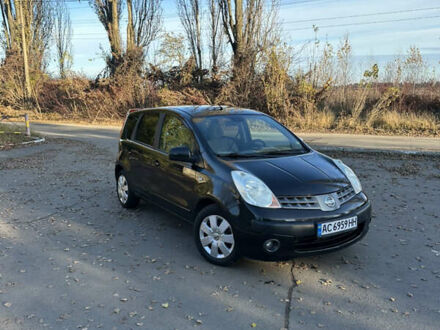 Черный Ниссан Ноут, объемом двигателя 1.6 л и пробегом 336 тыс. км за 4750 $, фото 1 на Automoto.ua