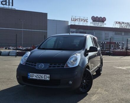 Черный Ниссан Ноут, объемом двигателя 1.6 л и пробегом 137 тыс. км за 6000 $, фото 1 на Automoto.ua