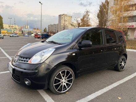 Чорний Ніссан Ноут, об'ємом двигуна 1.6 л та пробігом 238 тис. км за 5750 $, фото 1 на Automoto.ua