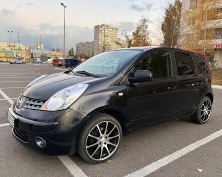 Чорний Ніссан Ноут, об'ємом двигуна 1.6 л та пробігом 238 тис. км за 5750 $, фото 1 на Automoto.ua