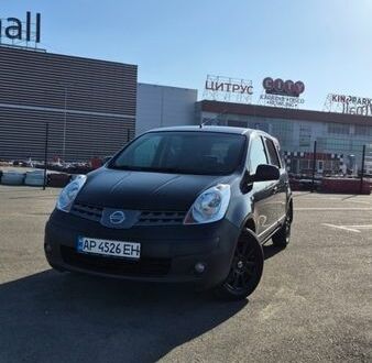 Чорний Ніссан Ноут, об'ємом двигуна 1.6 л та пробігом 139 тис. км за 5900 $, фото 1 на Automoto.ua
