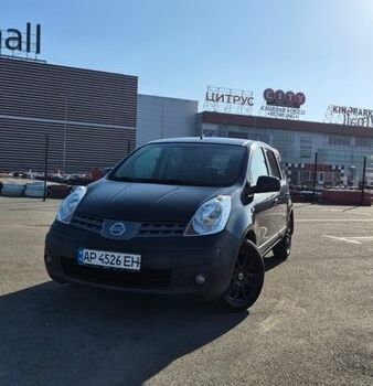 Чорний Ніссан Ноут, об'ємом двигуна 1.6 л та пробігом 139 тис. км за 5900 $, фото 1 на Automoto.ua