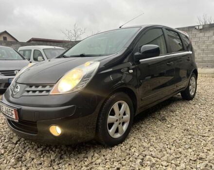 Чорний Ніссан Ноут, об'ємом двигуна 0 л та пробігом 150 тис. км за 5500 $, фото 1 на Automoto.ua