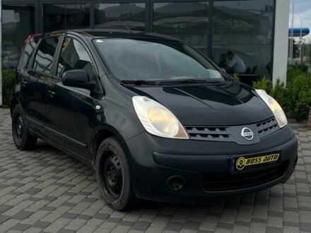 Черный Ниссан Ноут, объемом двигателя 1.6 л и пробегом 315 тыс. км за 5500 $, фото 1 на Automoto.ua