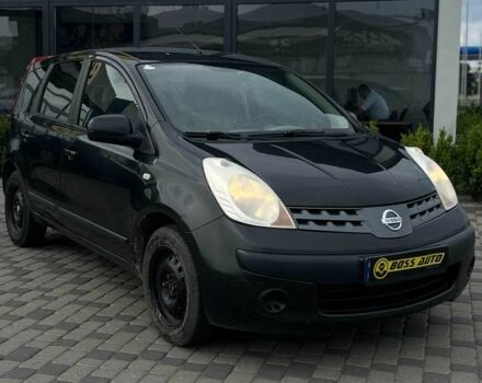 Черный Ниссан Ноут, объемом двигателя 1.6 л и пробегом 315 тыс. км за 5500 $, фото 1 на Automoto.ua