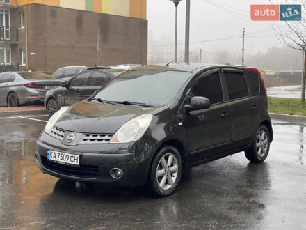 Черный Ниссан Ноут, объемом двигателя 1.6 л и пробегом 227 тыс. км за 6300 $, фото 1 на Automoto.ua