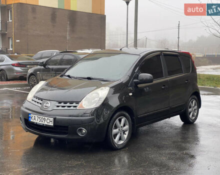 Черный Ниссан Ноут, объемом двигателя 1.6 л и пробегом 227 тыс. км за 6300 $, фото 1 на Automoto.ua