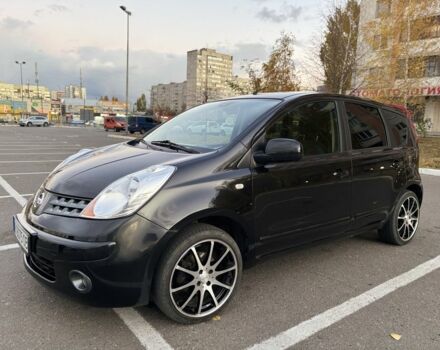 Черный Ниссан Ноут, объемом двигателя 1.6 л и пробегом 238 тыс. км за 5750 $, фото 1 на Automoto.ua