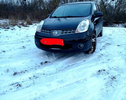 Черный Ниссан Ноут, объемом двигателя 1.6 л и пробегом 20000 тыс. км за 6200 $, фото 1 на Automoto.ua