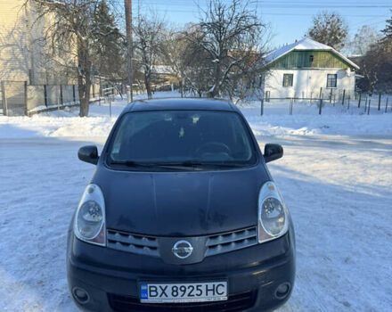 Черный Ниссан Ноут, объемом двигателя 1.6 л и пробегом 268 тыс. км за 5300 $, фото 1 на Automoto.ua