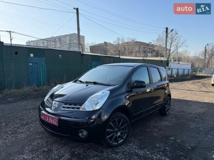 Черный Ниссан Ноут, объемом двигателя 0 л и пробегом 200 тыс. км за 5800 $, фото 1 на Automoto.ua