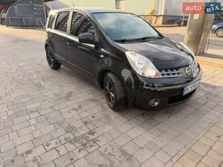 Черный Ниссан Ноут, объемом двигателя 1.6 л и пробегом 141 тыс. км за 7200 $, фото 1 на Automoto.ua
