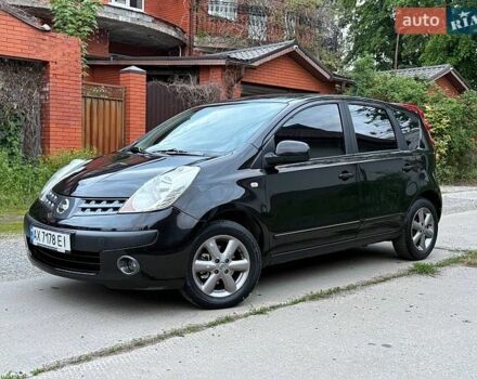 Черный Ниссан Ноут, объемом двигателя 1.6 л и пробегом 188 тыс. км за 6200 $, фото 1 на Automoto.ua