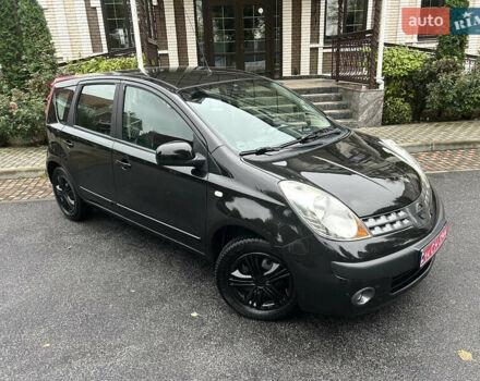 Черный Ниссан Ноут, объемом двигателя 1.6 л и пробегом 192 тыс. км за 5690 $, фото 1 на Automoto.ua