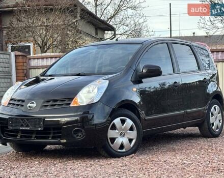 Черный Ниссан Ноут, объемом двигателя 1.6 л и пробегом 200 тыс. км за 6150 $, фото 1 на Automoto.ua