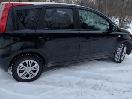 Черный Ниссан Ноут, объемом двигателя 1.6 л и пробегом 200 тыс. км за 6200 $, фото 1 на Automoto.ua