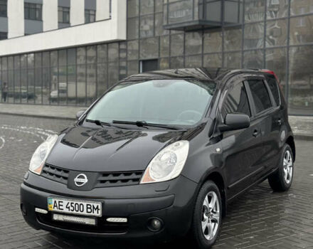 Черный Ниссан Ноут, объемом двигателя 1.6 л и пробегом 176 тыс. км за 5600 $, фото 1 на Automoto.ua